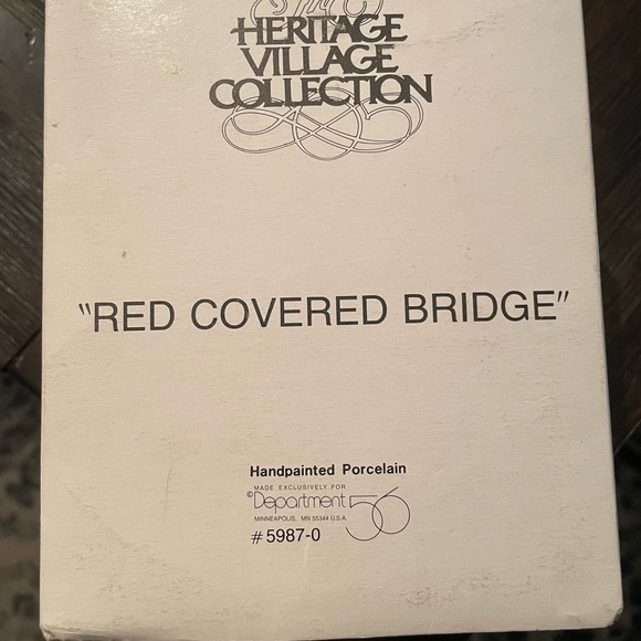 Dept 56 59870 red covered bridge Village accessory Xmas - Picture 4 of 4